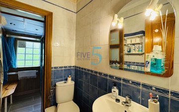 Property slide 10