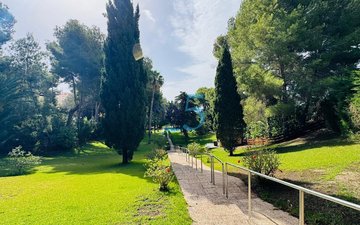 Property slide 33