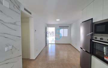 Property slide 21