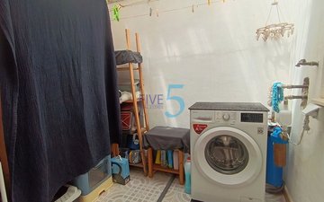 Property slide 20