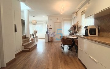 Property slide 21