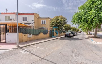 Property slide 32