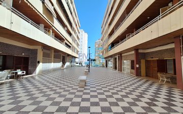 Property slide 32
