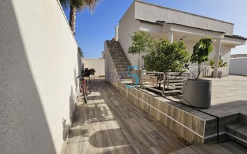 Property slide 14