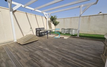 Property slide 10