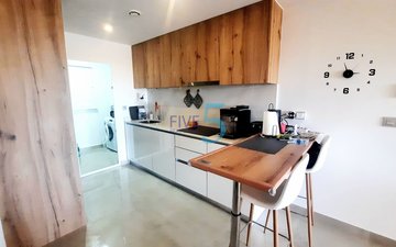 Property slide 14
