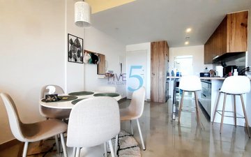 Property slide 10