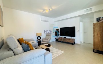 Property slide 10