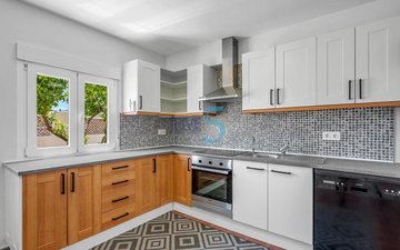 Property slide 33