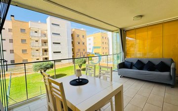 Property slide 20