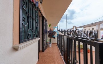 Property slide 27