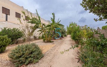 Property slide 28