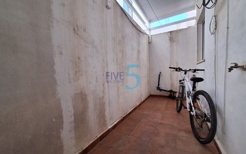 Property slide 21
