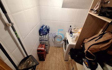 Property slide 22