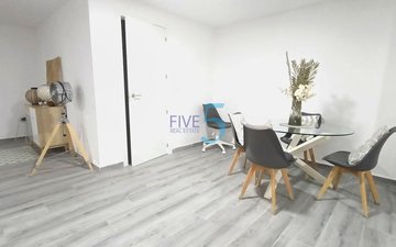 Property slide 20