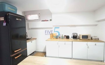 Property slide 22