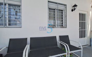 Property slide 7