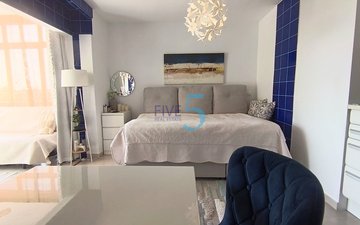 Property slide 10