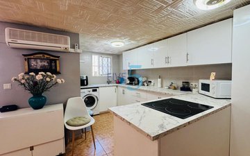 Property slide 22