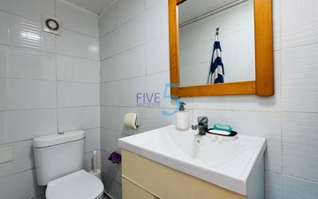 Property slide 25