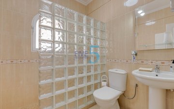 Property slide 19