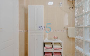 Property slide 20