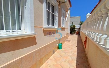 Property slide 31