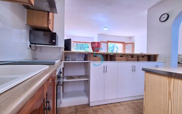 Property slide 18