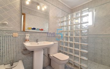 Property slide 39