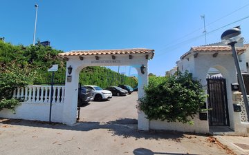 Property slide 44