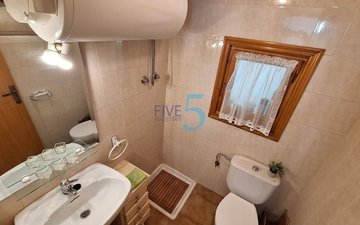 Property slide 24