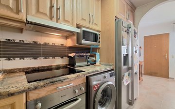 Property slide 20