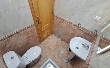 Property slide 17