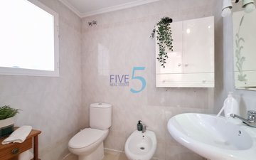 Property slide 10