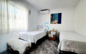 Property slide 18