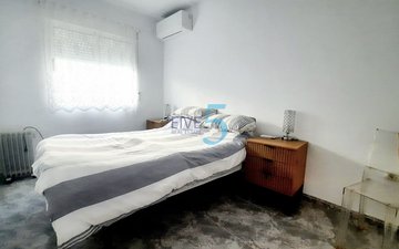 Property slide 9