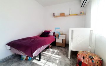 Property slide 20