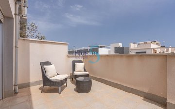 Property slide 22
