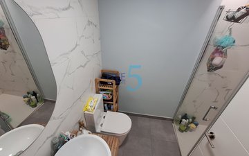 Property slide 15