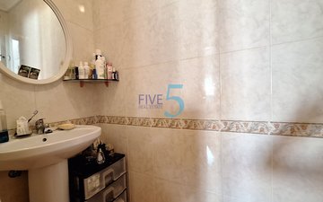 Property slide 30