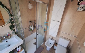 Property slide 16