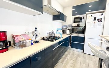 Property slide 6