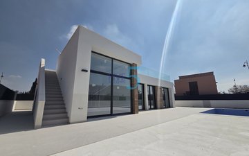 Property slide 32