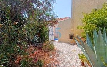 Property slide 35