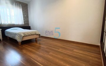 Property slide 33