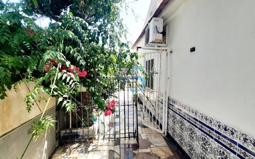 Property slide 29