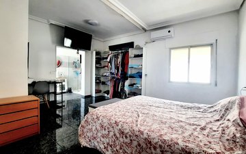 Property slide 17