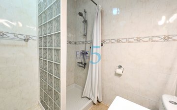 Property slide 20