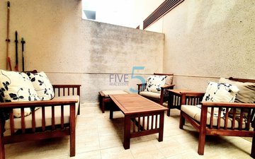 Property slide 10