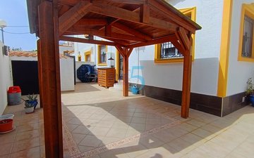 Property slide 10